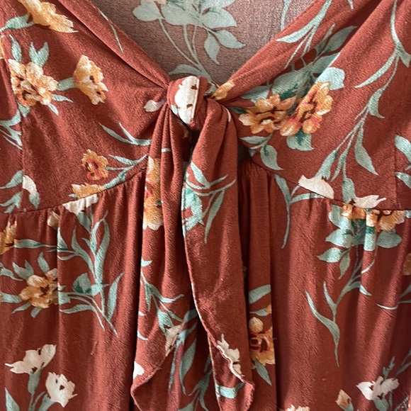 American Eagle Floral Print Top - Picture 2 of 7